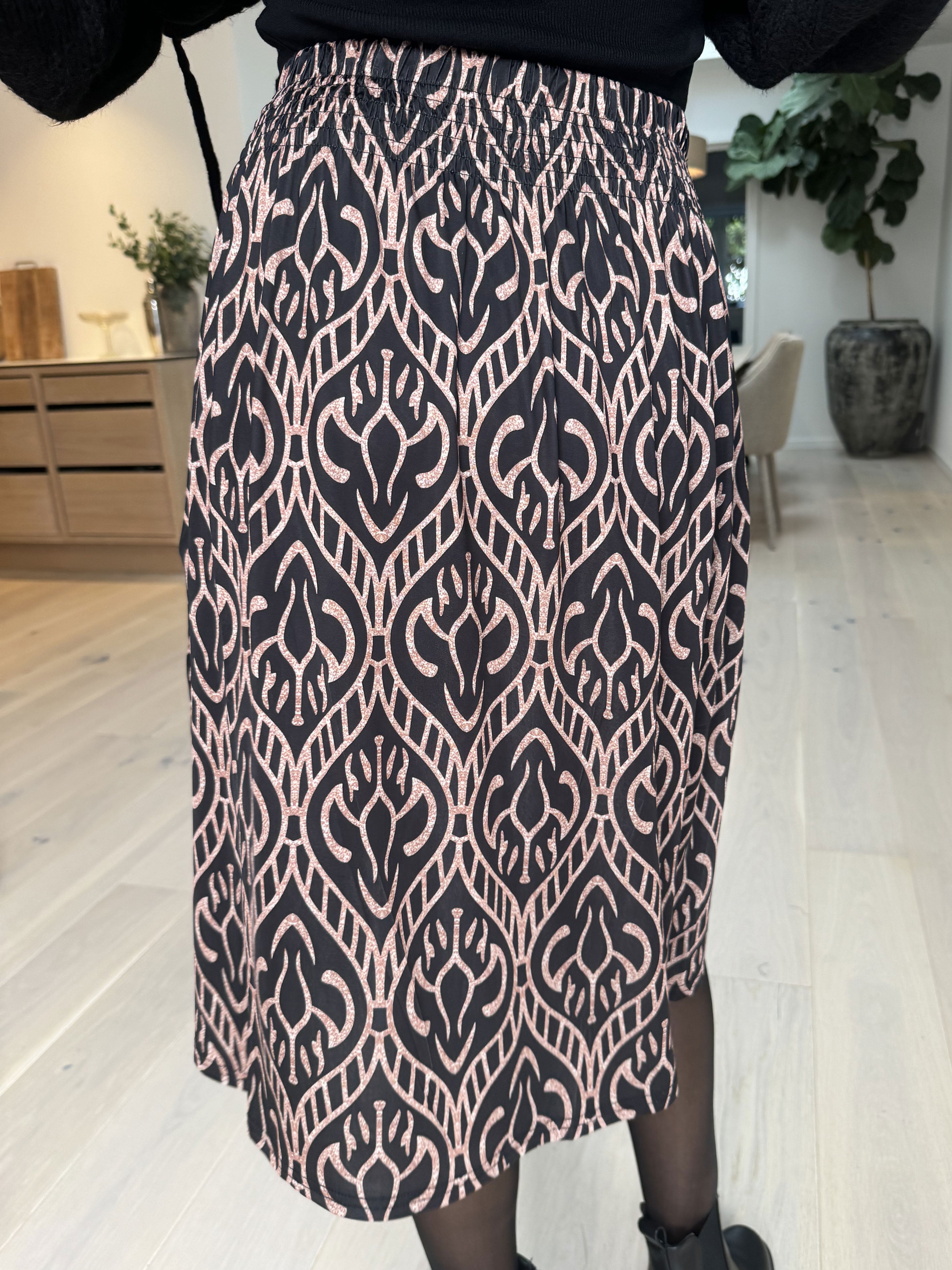 Pams Boho Skirt - Kjol i skrynkelfritt tyg med fickor